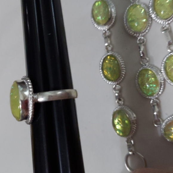 AUSTRALIAN Triplett Sterling Silver Necklace Set Ring Size 6.75 - Picture 3 of 8